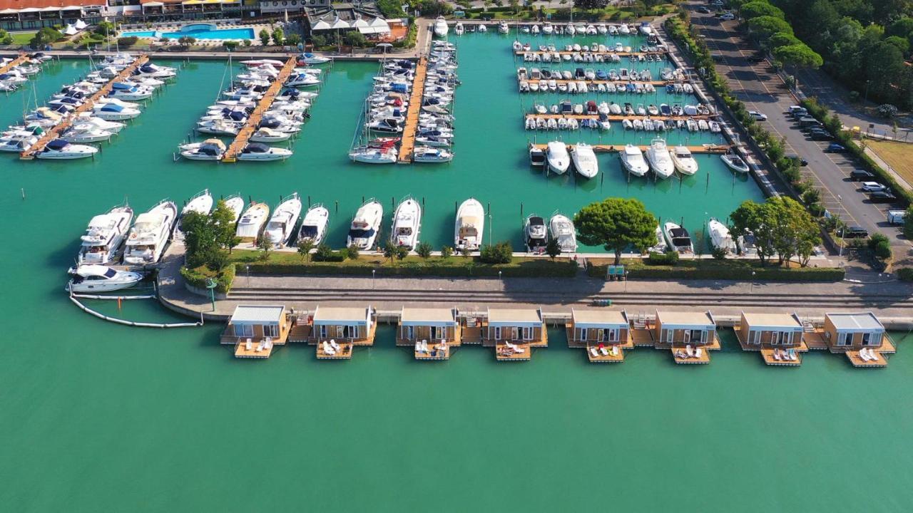 Marina Uno Floating Resort Lignano Sabbiadoro Extérieur photo