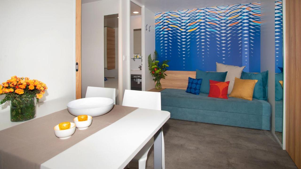 Marina Uno Floating Resort Lignano Sabbiadoro Extérieur photo